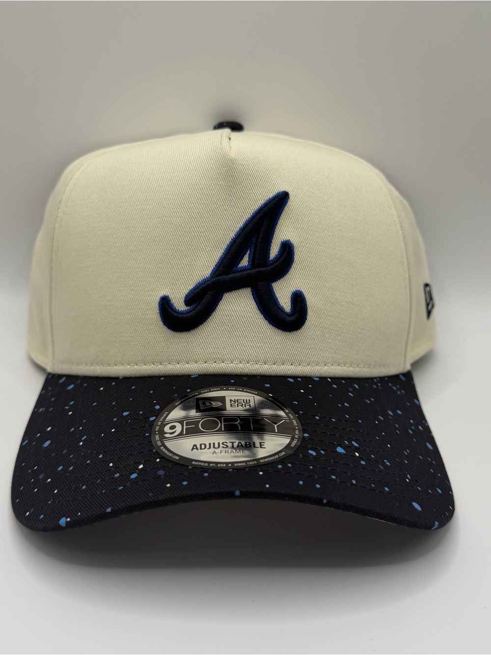 Atlanta Braves New Era 9FORTY Speckle A-Frame Cream Adjustable Hat